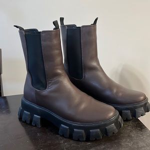 Raye Leather Boots! * Like New *